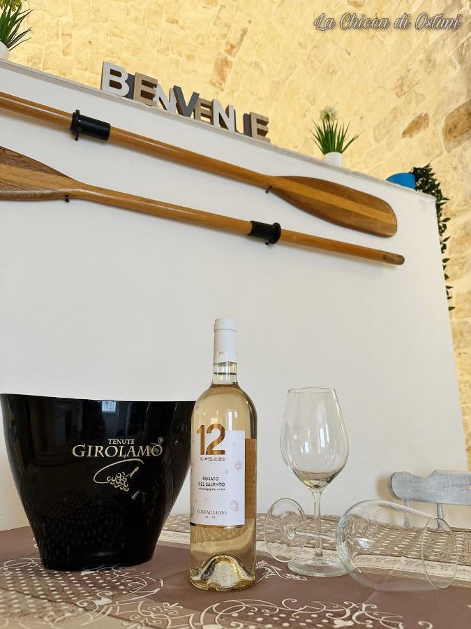 La Chicca Di Ostuni Apartment Luaran gambar
